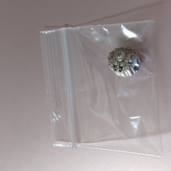 Pandora Fairytale Bloom Charm - Picture 12 of 12